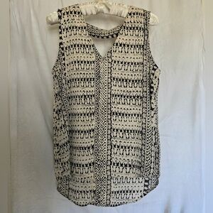 ( a.n.a ) Patterned Sleeveless Top With V-Back Detail